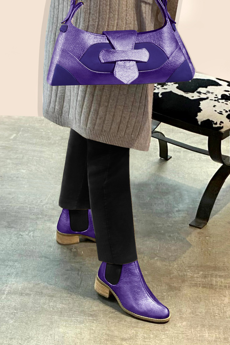 Dress handbag in violet purple and amethyst purple leather - Worn view